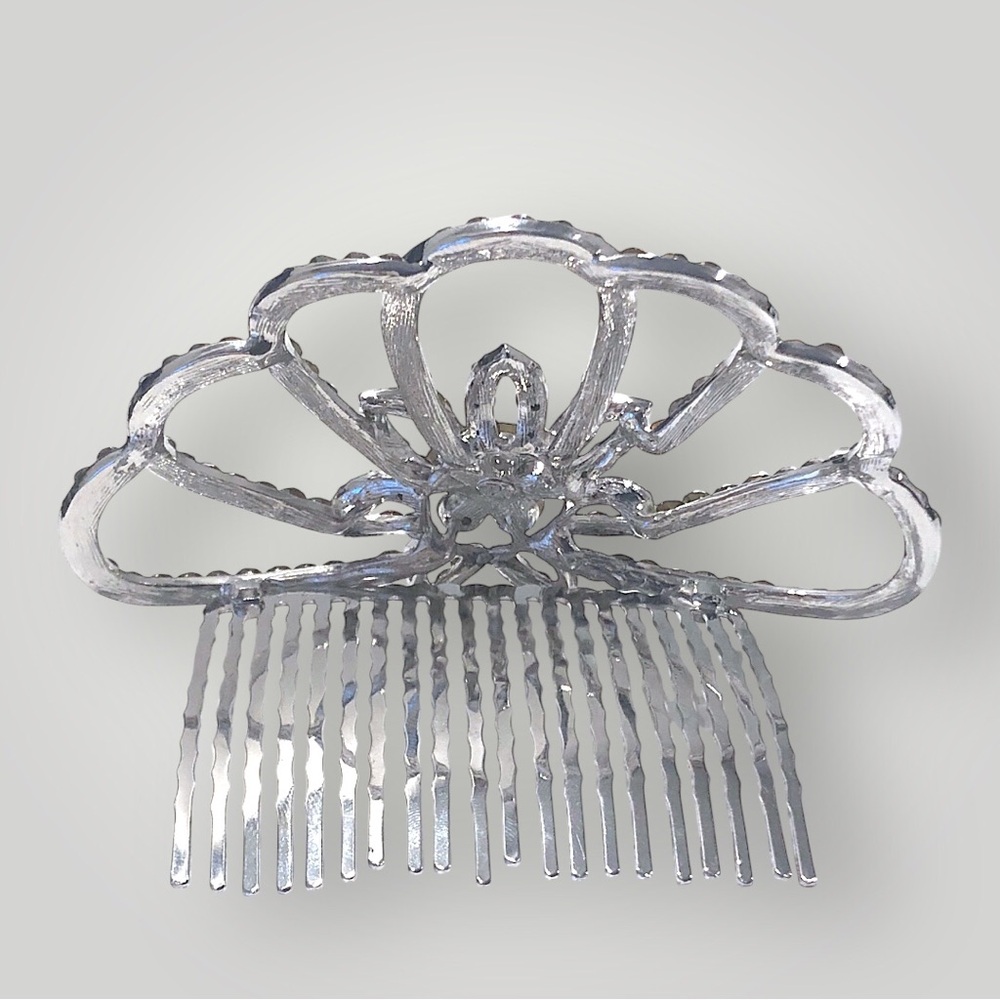 Comb Style Tiara - Picture 3 of 4